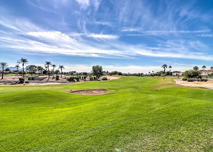 Holiday home Golfer Oasis W/ Pool & Putting In Goodyear! Goodyear
