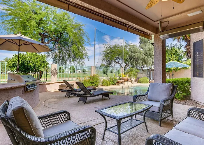 Golfer Oasis W/ Pool & Putting In Goodyear!